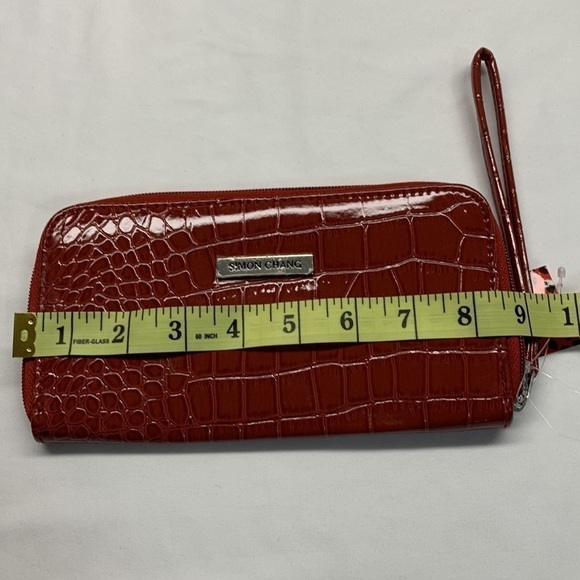 Simon Chang Wristlet Purse Colour Red NWT - Picture 6 of 9